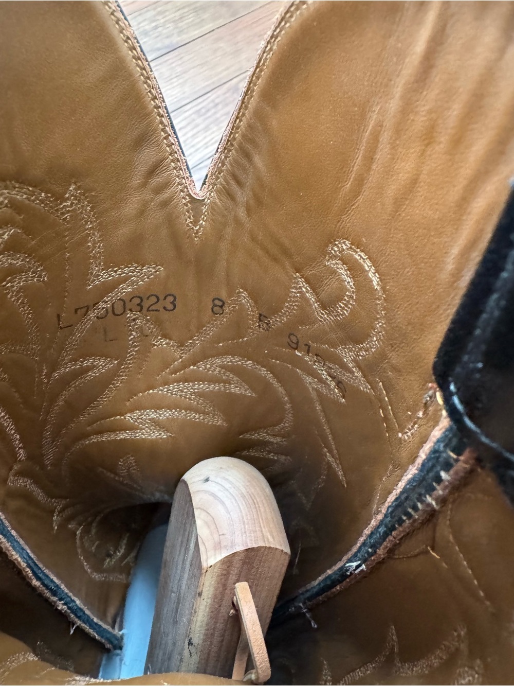 Classic NWT Black Luxury Lucchese Boots with Embroidery BEAUTIFUL 8 - Picture 6 of 8